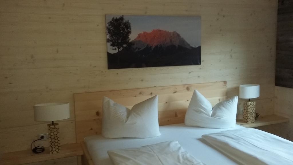 Appartements Alpenland Lermoos Room photo