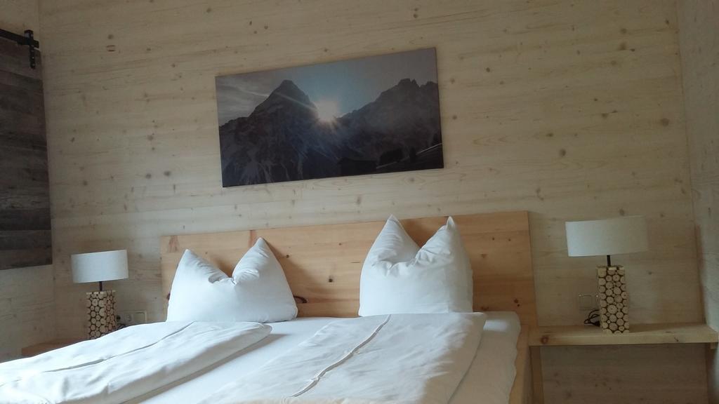 Appartements Alpenland Lermoos Room photo
