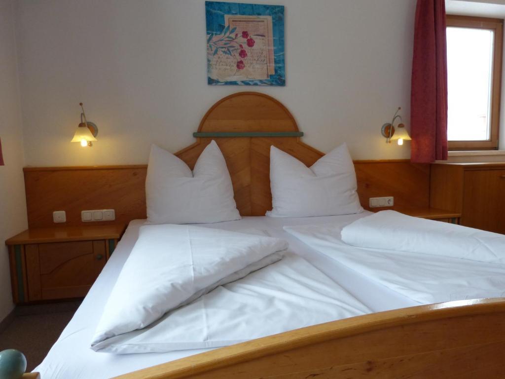 Appartements Alpenland Lermoos Room photo